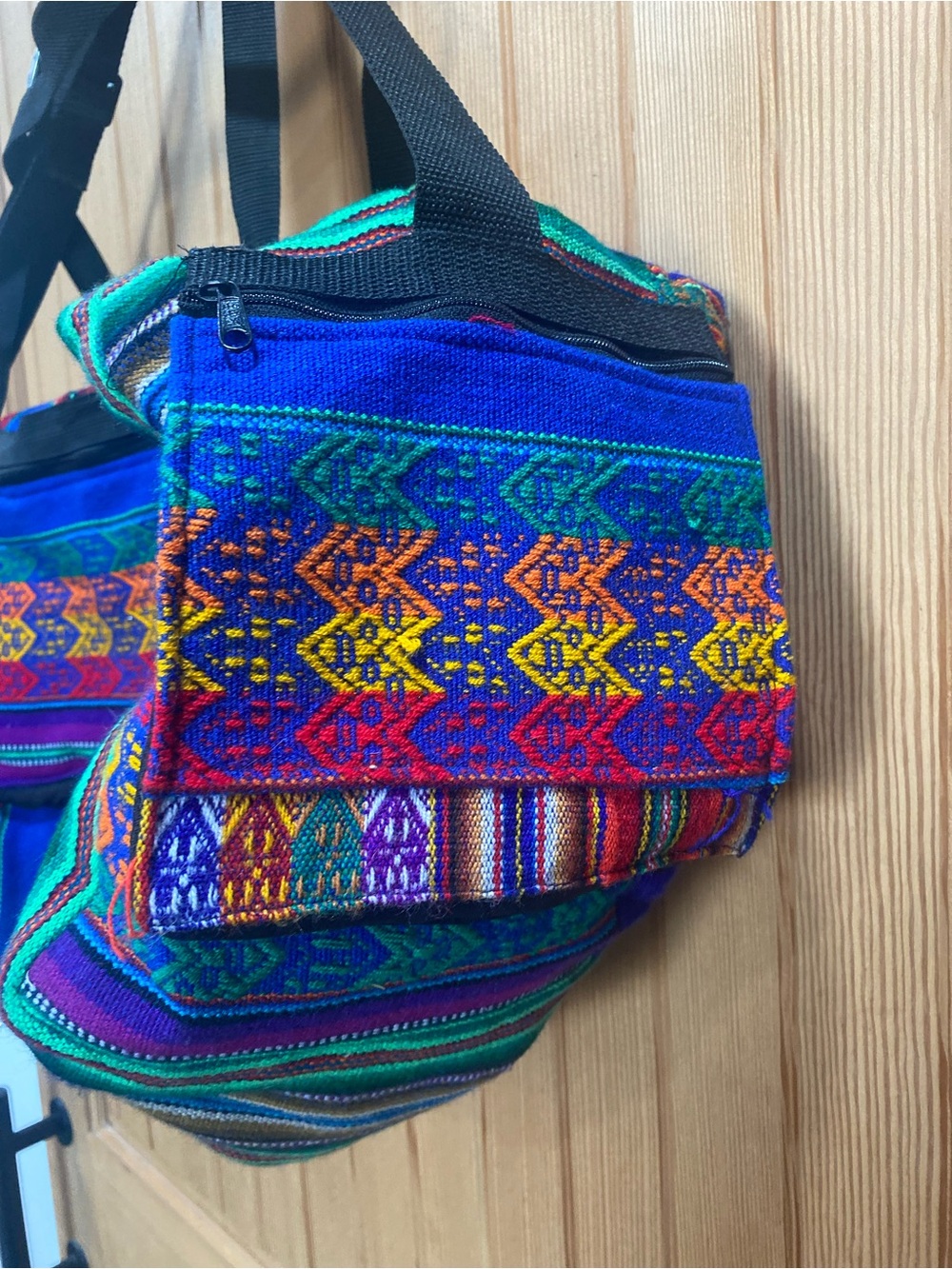 Peruvian Handwoven Multicolor Travel Duffel Bag - Artisan Design - Picture 3 of 8